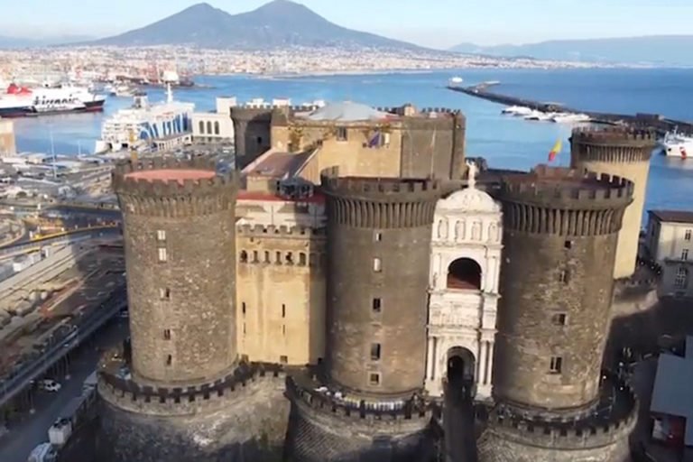 Napoli-deserta